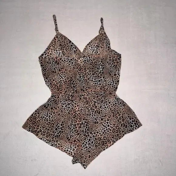 Animal Print Strappy Romper - Picture 6 of 7